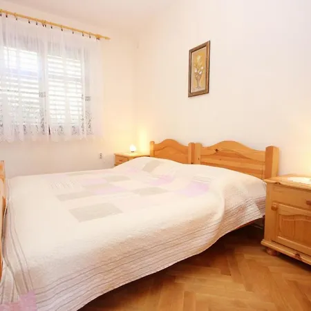 Διαμέρισμα Pag 9355a