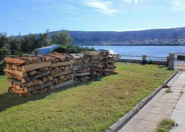 Pag 9355a Pag Town