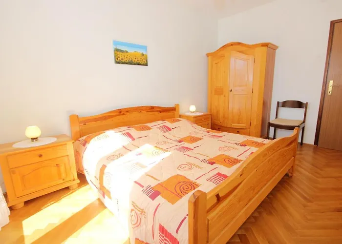 Apartment Pag 9355a *