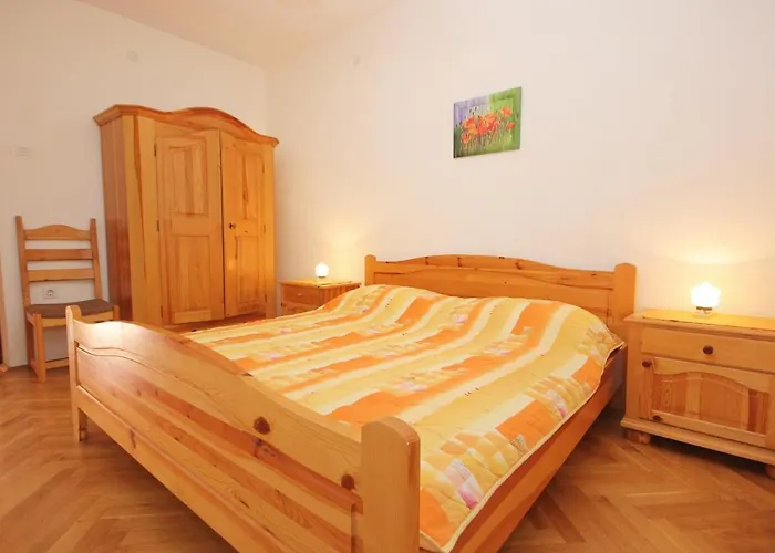 Apartment Pag 9355a *